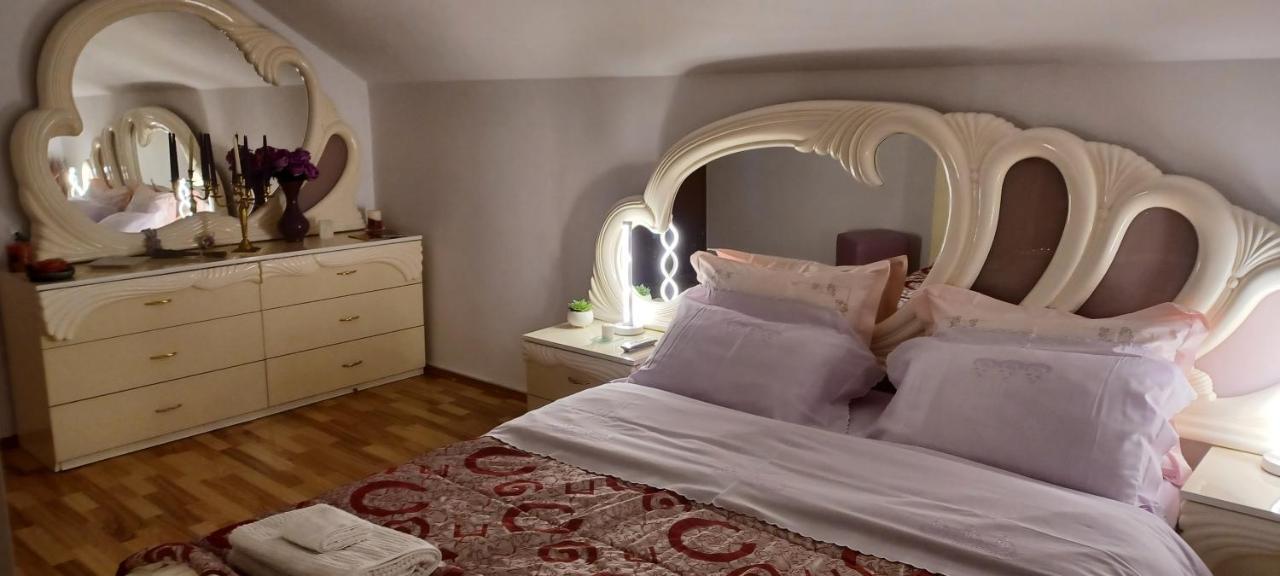 Villa Casa Irina Piatra Neamţ Exterior foto